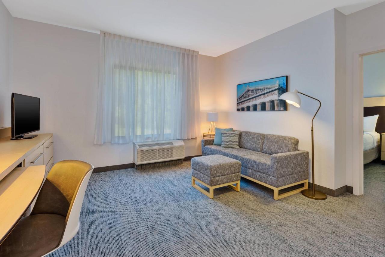 Towneplace Suites By Marriott Nashville Airport Екстер'єр фото