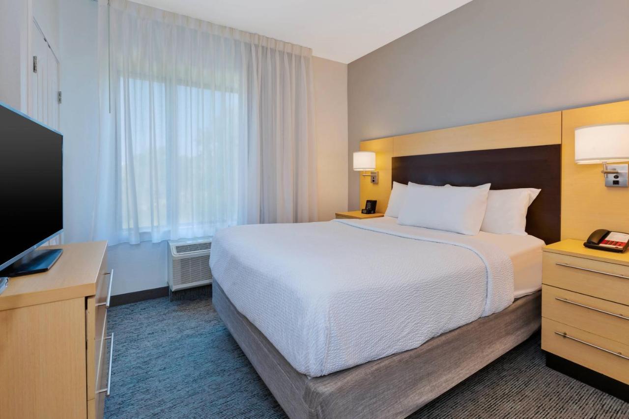 Towneplace Suites By Marriott Nashville Airport Екстер'єр фото