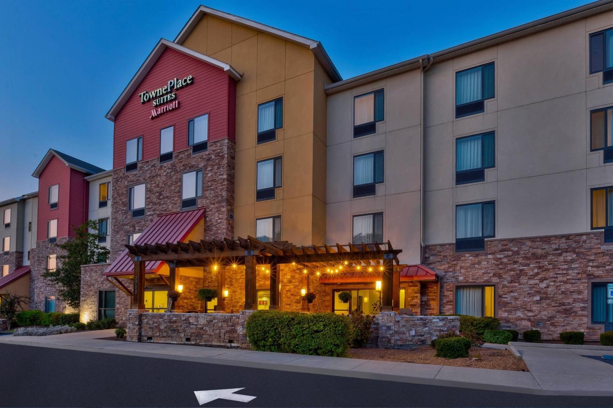 Towneplace Suites By Marriott Nashville Airport Екстер'єр фото