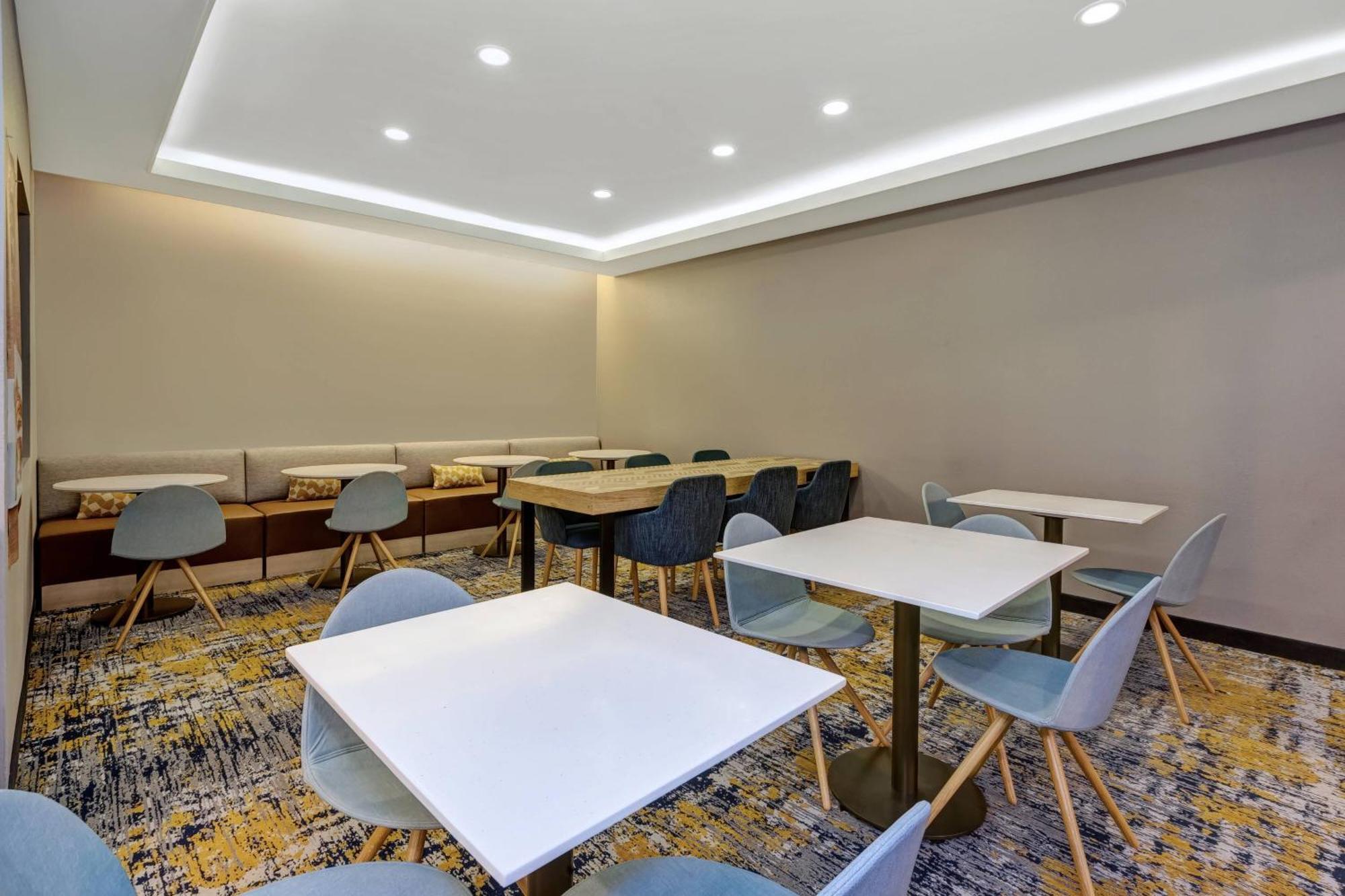 Towneplace Suites By Marriott Nashville Airport Екстер'єр фото