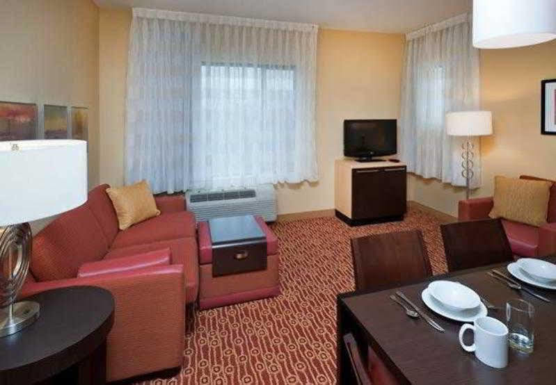 Towneplace Suites By Marriott Nashville Airport Екстер'єр фото