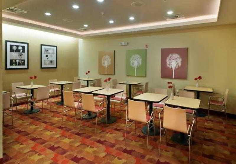 Towneplace Suites By Marriott Nashville Airport Екстер'єр фото