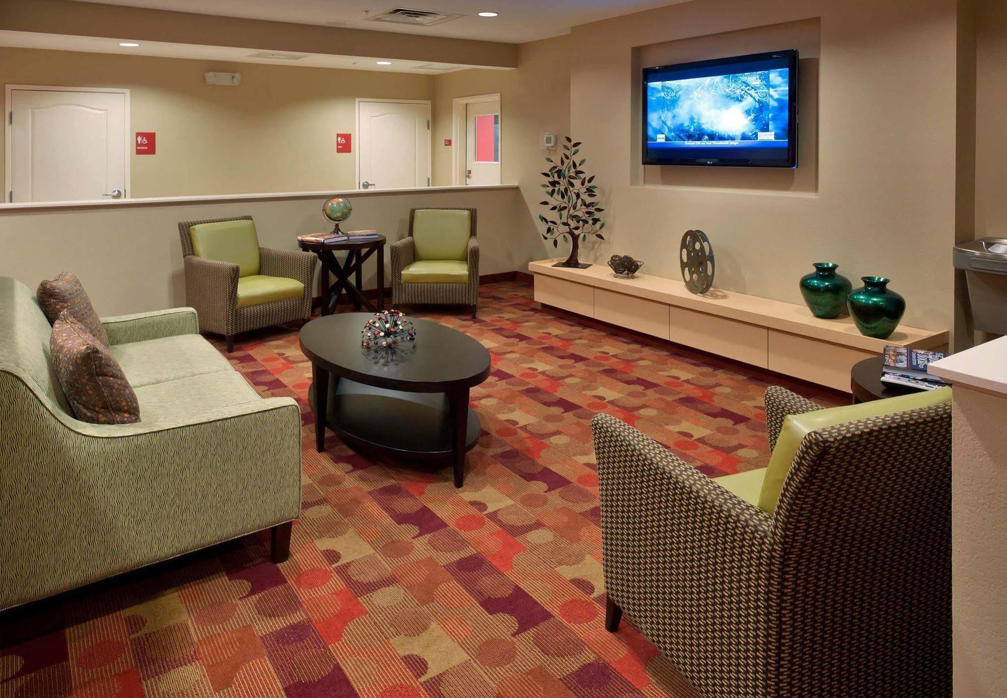 Towneplace Suites By Marriott Nashville Airport Екстер'єр фото